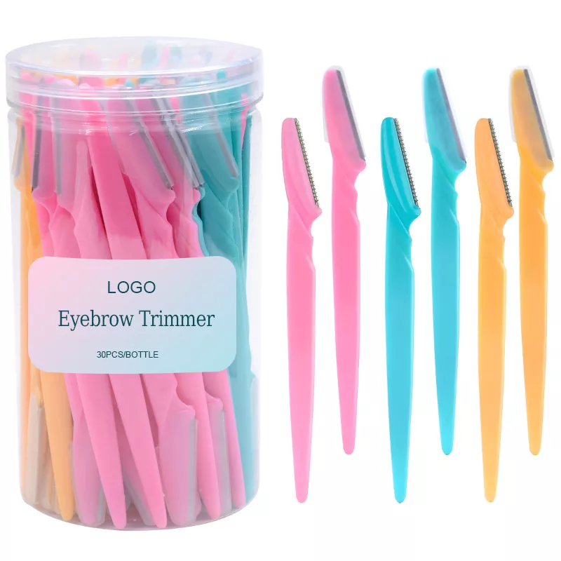 Как тримерът за вежди подобрява прецизното оформяне